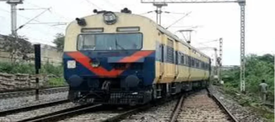 आज बागपत आएंगे रेलमंत्री, दो ट्रेनों को दिखाएंगे हरी झंडी